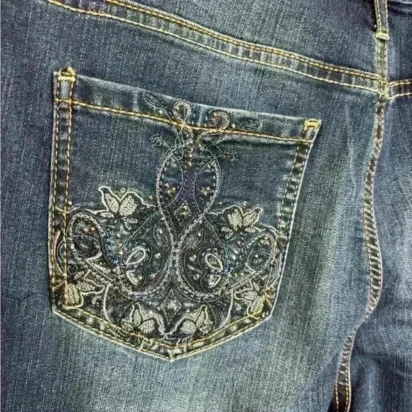 Code Bleu‎ Women's Jeans Gwen Straight Embellished Size 12 - Picture 3 of 5